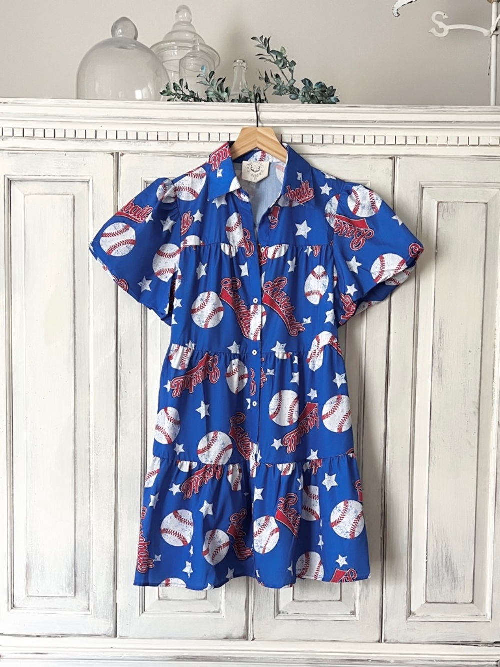 🟠NWT FANTASTIC FAWN Tiered Button-Front Mini Dress in Blue Baseball Print